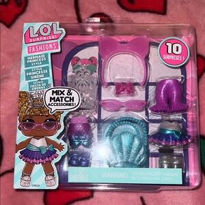 L.O.L. Surprise! Mermaid Princess Fashion Set - Pink and Blue